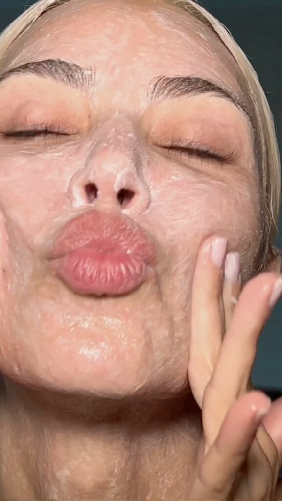it’s a @SKKN kind of exfoliating morning...