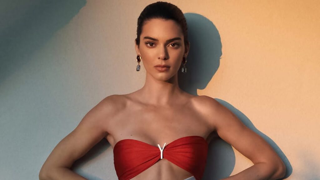 Kendall Jenner sets internet ablaze with bikini getaway at crater lake