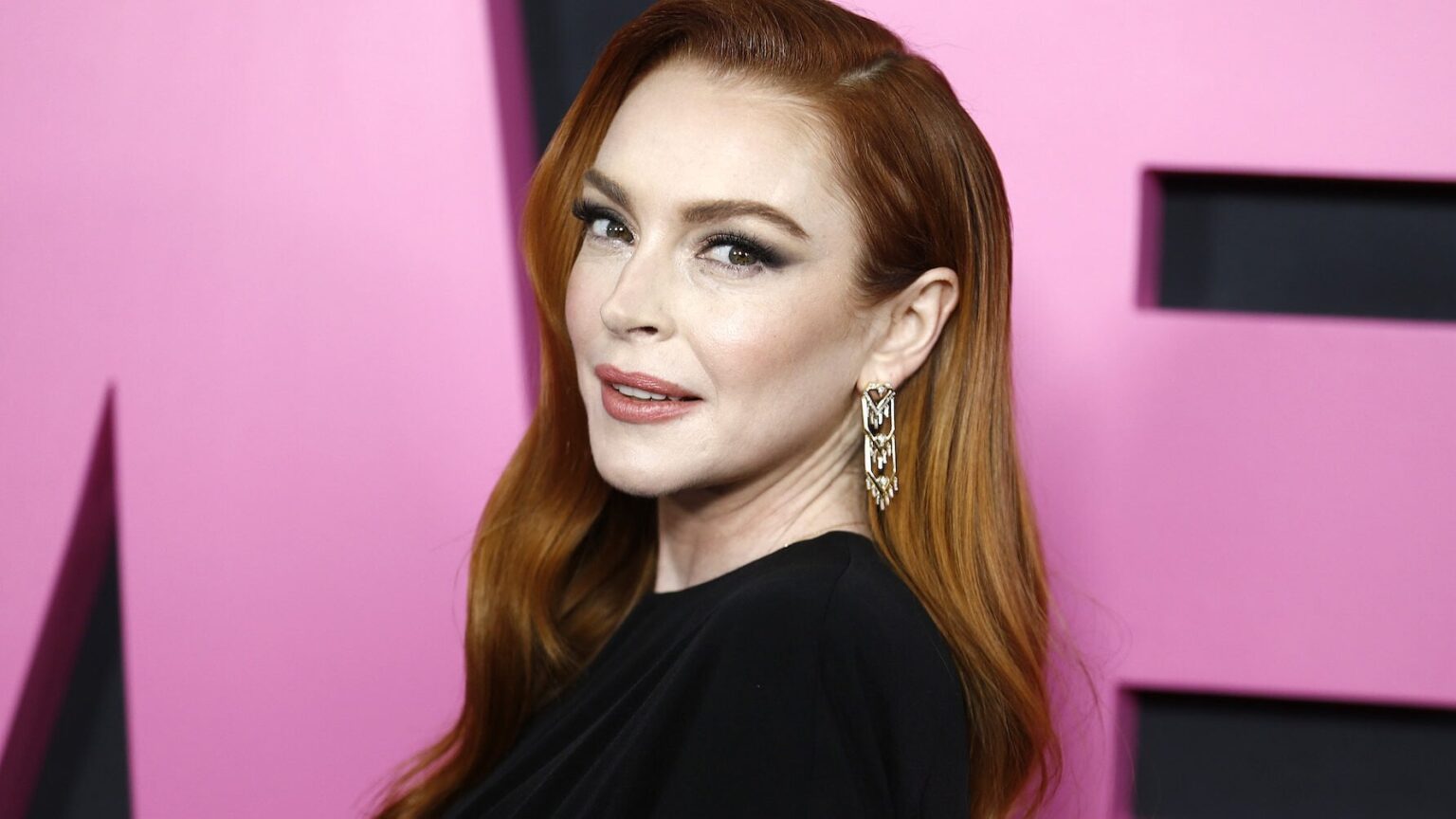 Rep: Lindsay Lohan Was ‘Very Hurt and Disappointed’ by This Off-Color Joke in the New ‘Mean Girls’ Movie Rep: Lindsay Lohan Was 'Very Hurt and Disappointed' by This Off-Color Joke in the New 'Mean Girls' Movie