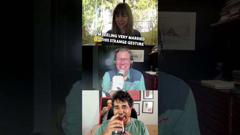 Alison Brie Shares the Differences of #Working on #Community and #MadMen Alison Brie Shares the Differences of #Working on #Community and #MadMen