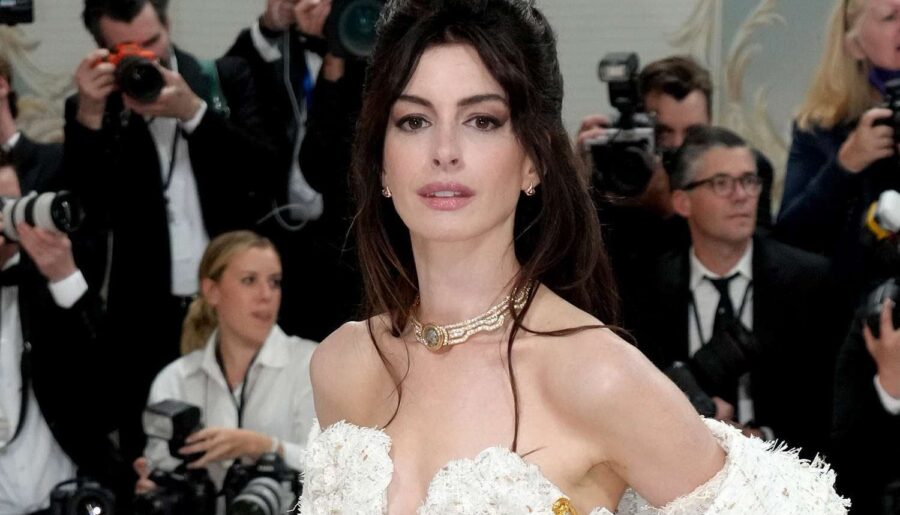 Anne Hathaway Says She Was a ‘Chronically Stressed Young Woman’: ‘I Didn’t Know How to Breathe Yet’