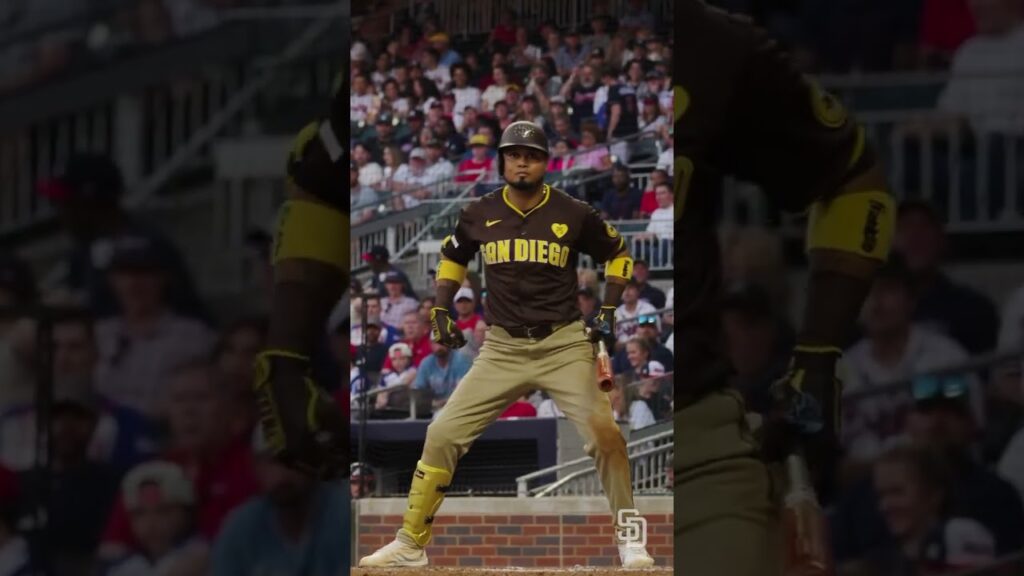@Shakira, is that you?! 💃 #luisarraez #shuffle #dance #baseball