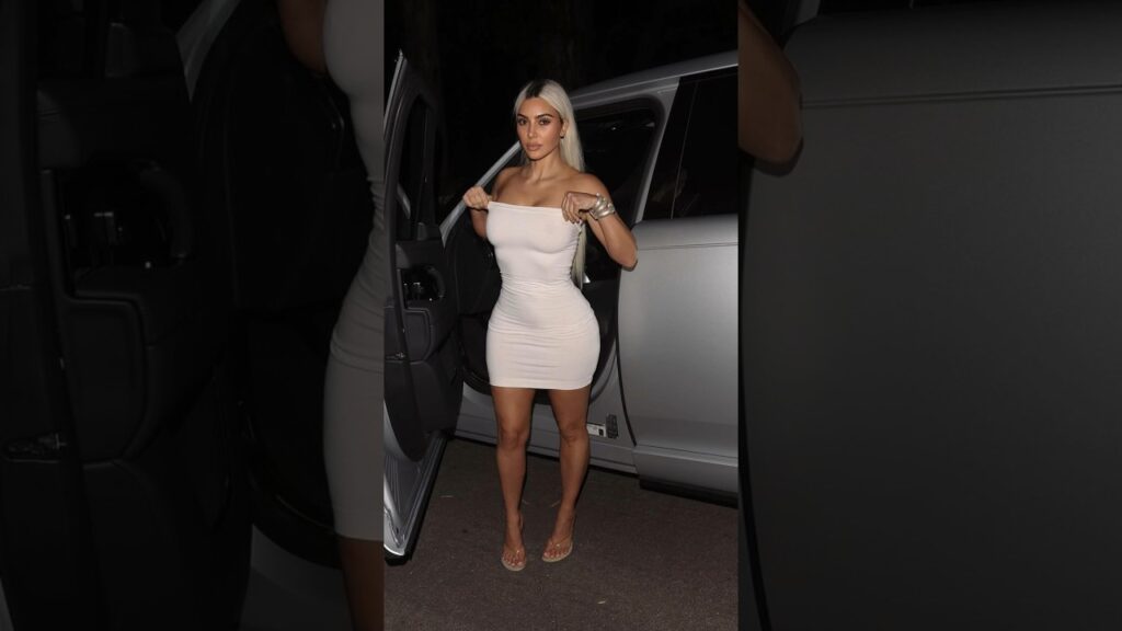 Kim Kardashian Effortless Slay In Her Skims Dress #kimkardashian #fashionpolice #skims #skimsreview Kim Kardashian Effortless Slay In Her Skims Dress #kimkardashian #fashionpolice #skims #skimsreview