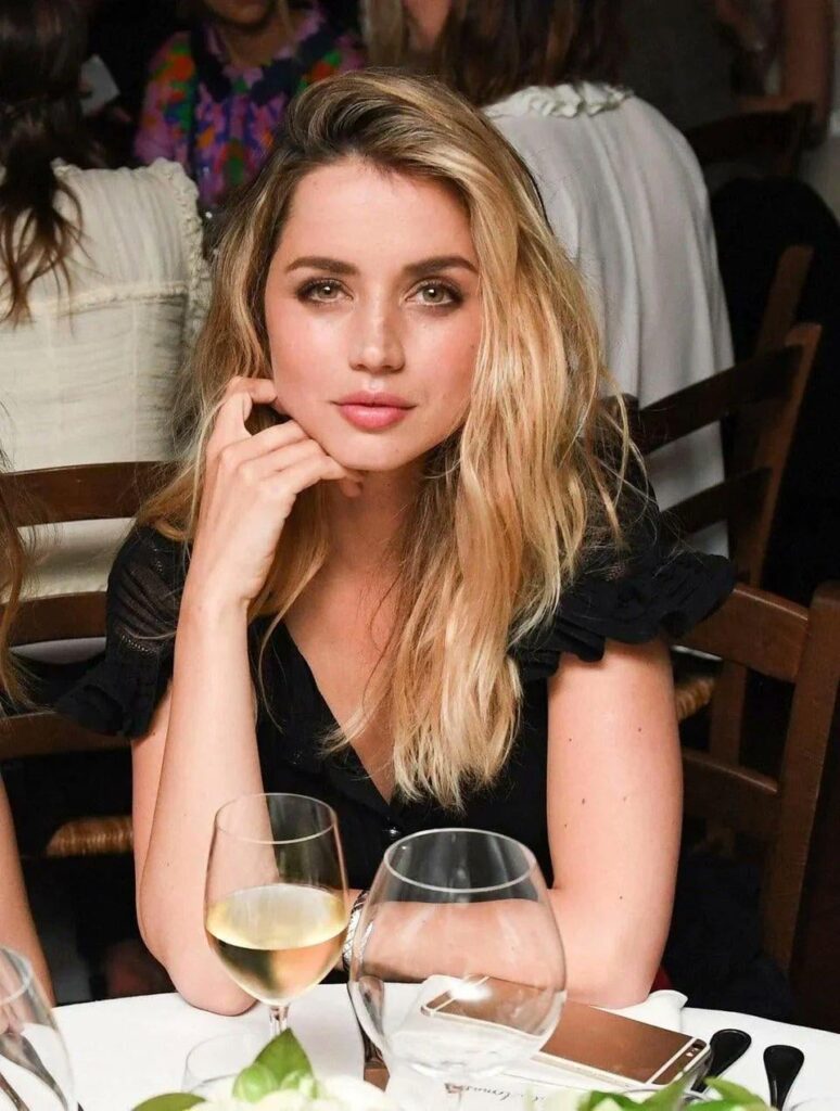 Ana De Armas