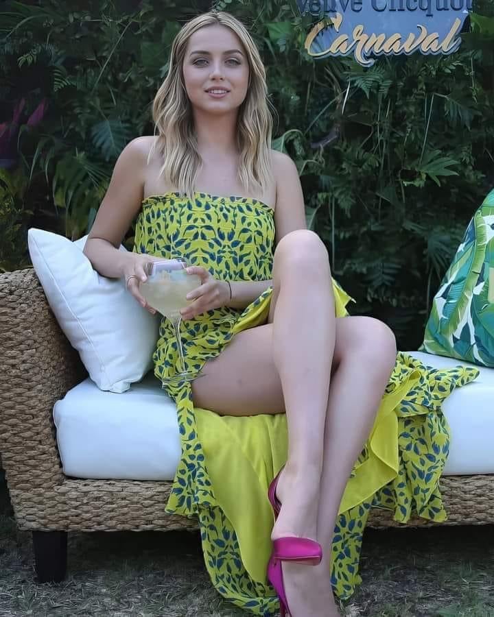 Ana De Armas
