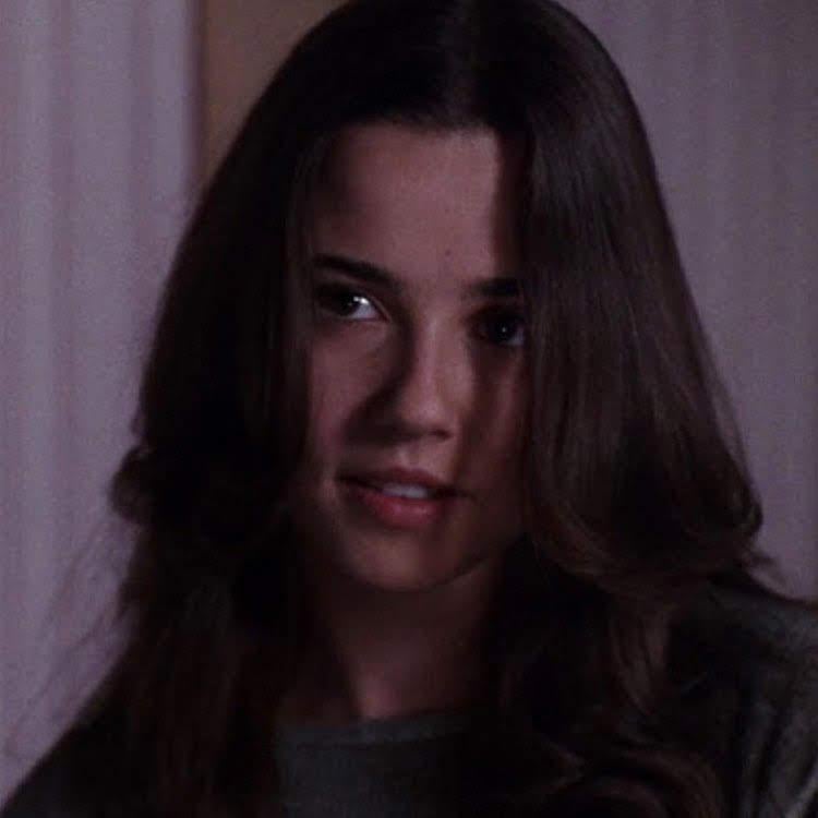 Linda Cardellini