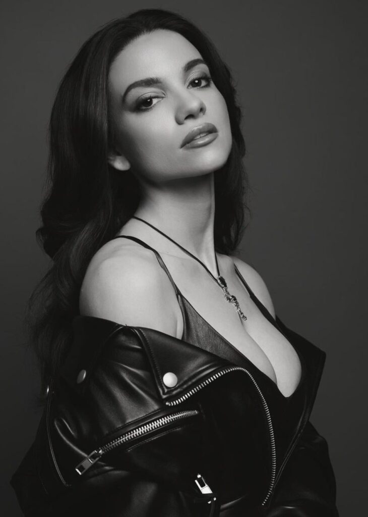 Lauren LaVera
