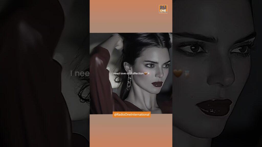 Requested version 🖤🤍#kendalljenner