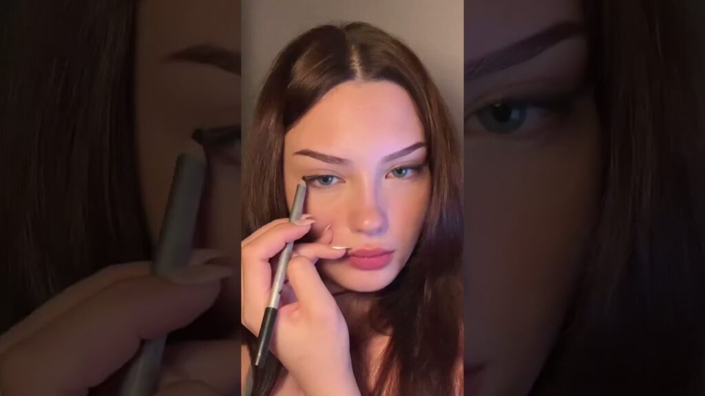 Adriana Lima Makeup Tutorial #makeup