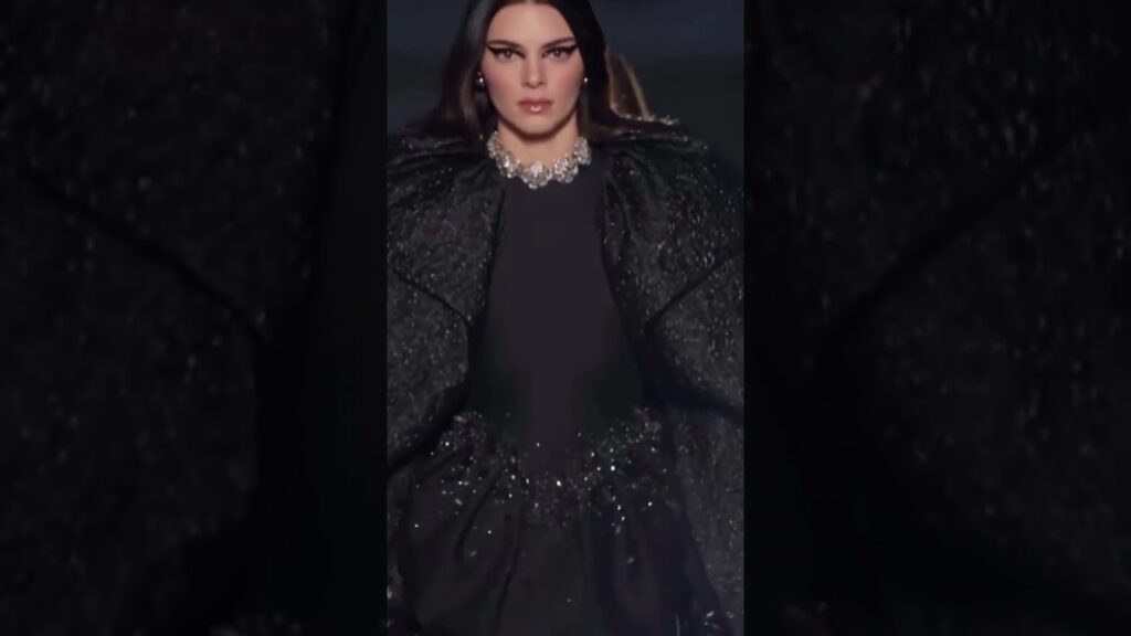 Kendell Jenner walk…. #youtubeshorts #shorts #short #shortsfeed #shortvideo #reels Kendell Jenner walk.... #youtubeshorts #shorts #short #shortsfeed #shortvideo #reels