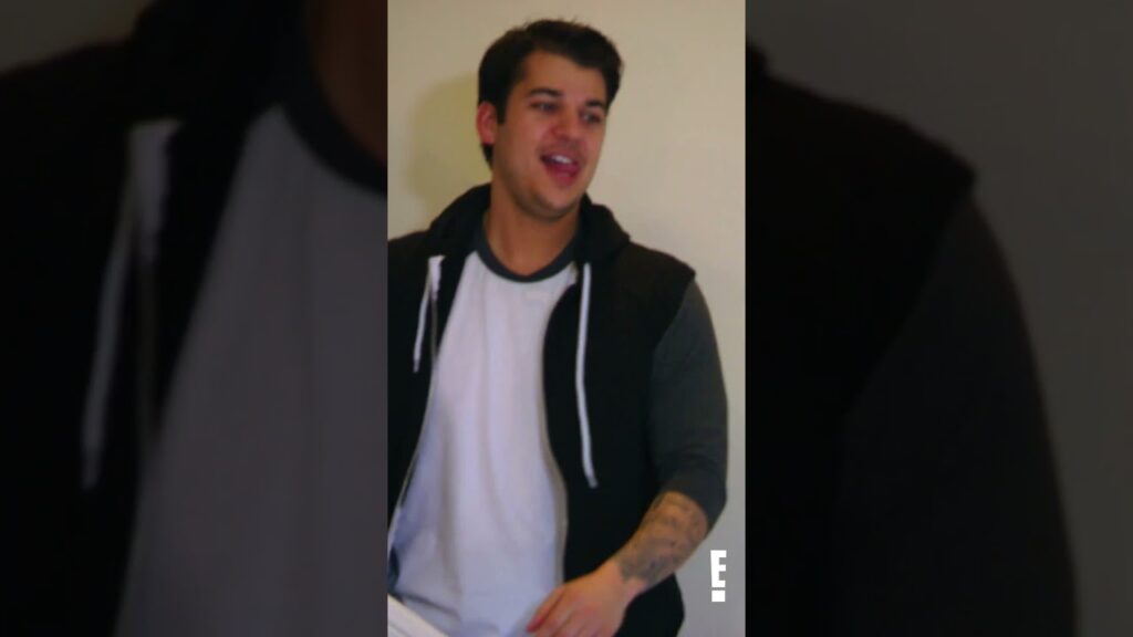 One thing about #KrisJenner, she's going to flex her "momager" powers 💅🏽 #kuwtk #shorts #khloé