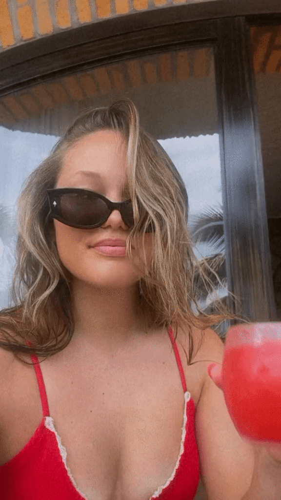 Olivia Holt
