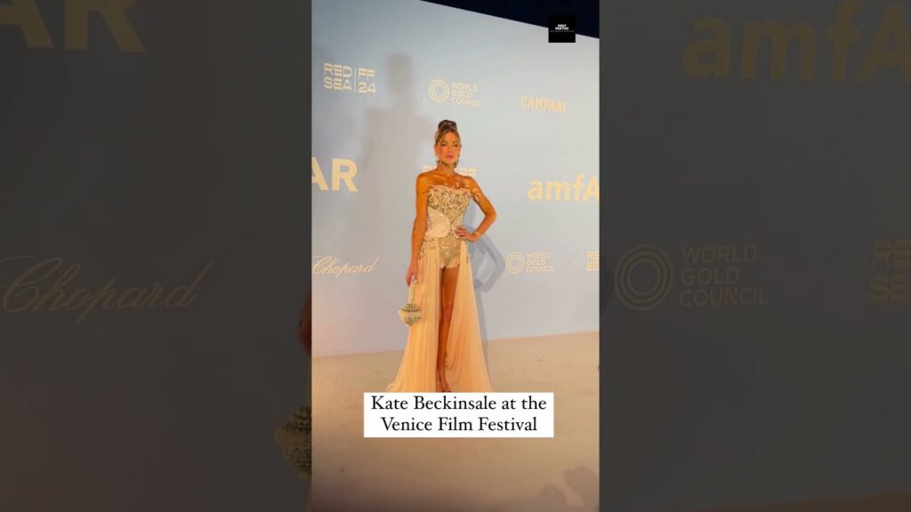 Kate Beckinsale shines at the Venice Film Festival #katebeckinsale Kate Beckinsale shines at the Venice Film Festival #katebeckinsale