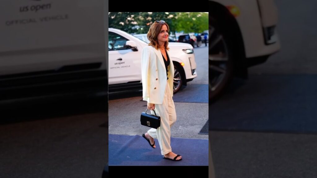 Emma Watson’s Elegant Street Style #shortsfashion #hollywood #beautiful Emma Watson's Elegant Street Style #shortsfashion #hollywood #beautiful