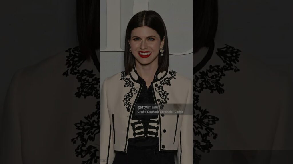 The Alluring Versatility of Alexandra Daddario The Alluring Versatility of Alexandra Daddario