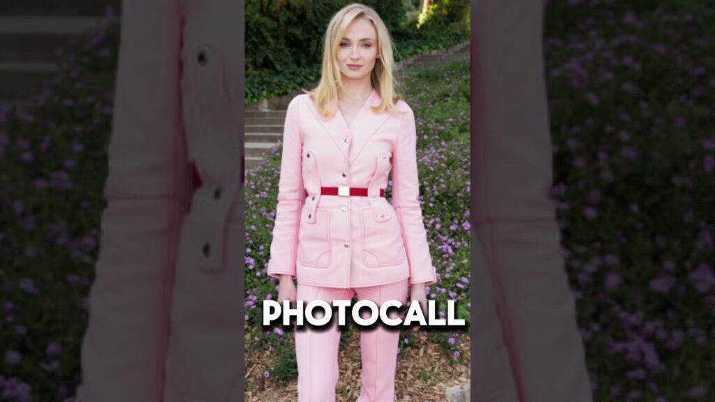 Sophie Turner #shorts #redcarpet #fashion #celebrity #viral #sophieturner Sophie Turner #shorts #redcarpet #fashion #celebrity #viral #sophieturner