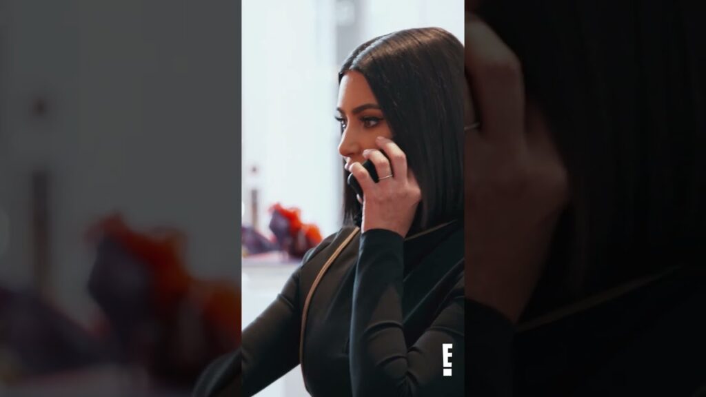 One thing #KourtneyKardashian & #KimKardashian know how to do is fight like true sisters 🤣 #shorts