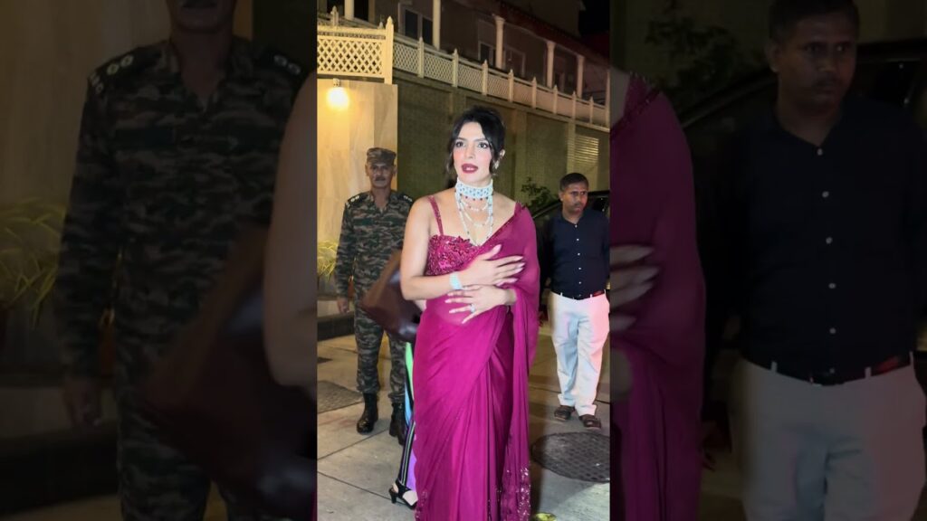 Priyanka Chopra Looking Gorgeous In Saree at Brother Wedding | Priyanka Chopra | Viral Shorts | Priyanka Chopra Looking Gorgeous In Saree at Brother Wedding | Priyanka Chopra | Viral Shorts |
