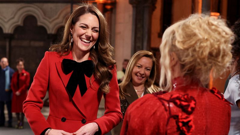 Princess of Wales joined by family as she hosts annual Christmas carol service Princess of Wales joined by family as she hosts annual Christmas carol service