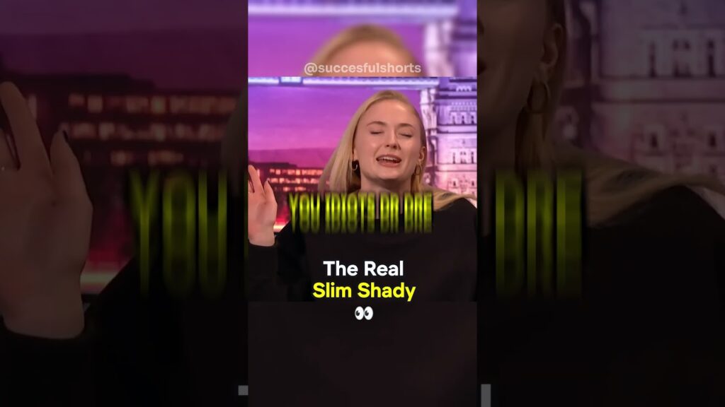 Sophie Turner Turn Into Eminem 😂