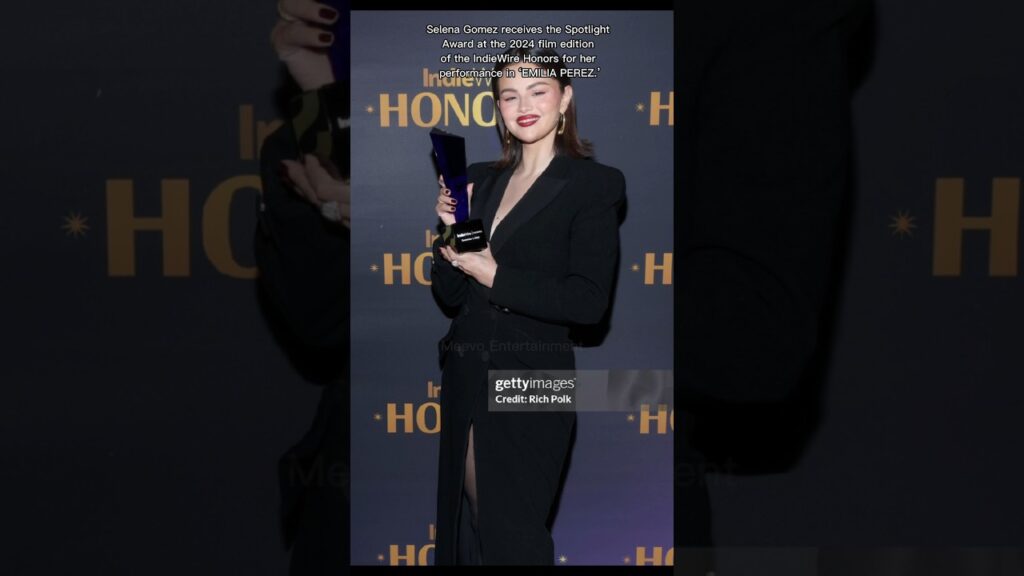 Selena Gomez receives the Spotlight Award💫🌟#selenagomez #indiewire #awards #shorts #emiliaperez #fyp