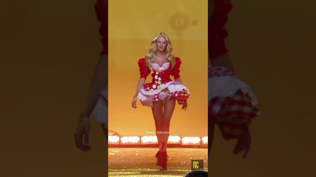 @RunwayCollections1#Candice Swanepoel for Victoria's Secret 2010 #shorts#dance