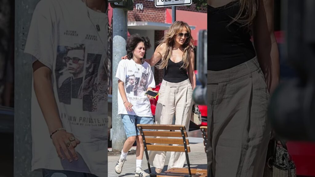 Jennifer Lopez & Emme Checking Out New Mansion #JLo #Shorts