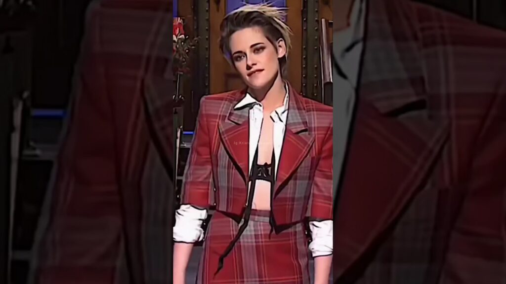 Thrift shop Macklin moore|| kristen stewart || #ytshorts#kristenstewart #kristenstewartworld#shorts Thrift shop Macklin moore|| kristen stewart || #ytshorts#kristenstewart #kristenstewartworld#shorts