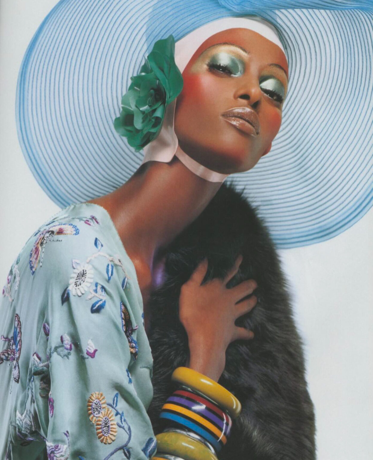 L-A-M-O-R-O-U-S | Deuxmoi breaks down the most sought-after, beloved celebrity makeup artists