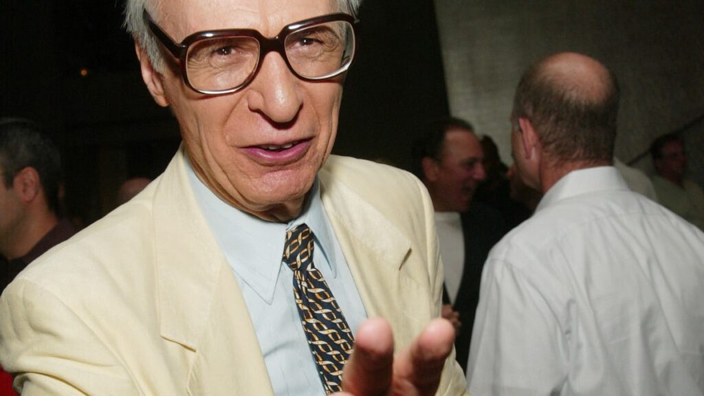 Mentalist and live performer dies at 89