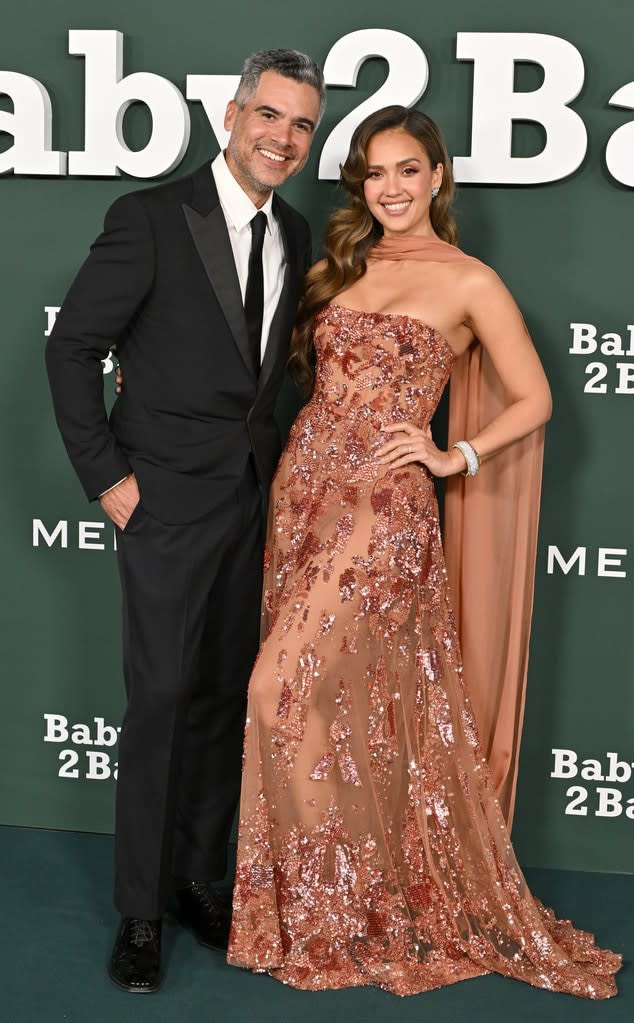 <p>Jessica Alba & Cash Warren</p>