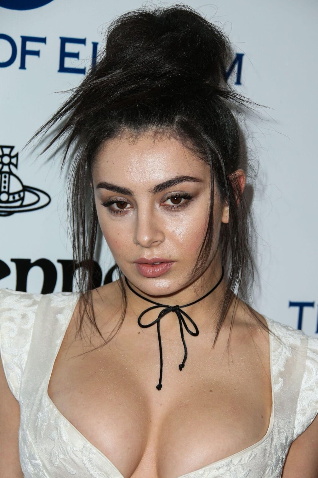 Charli XCX | The Art of Elysium HEAVEN Gala, Culver City, California | January 9, 2016