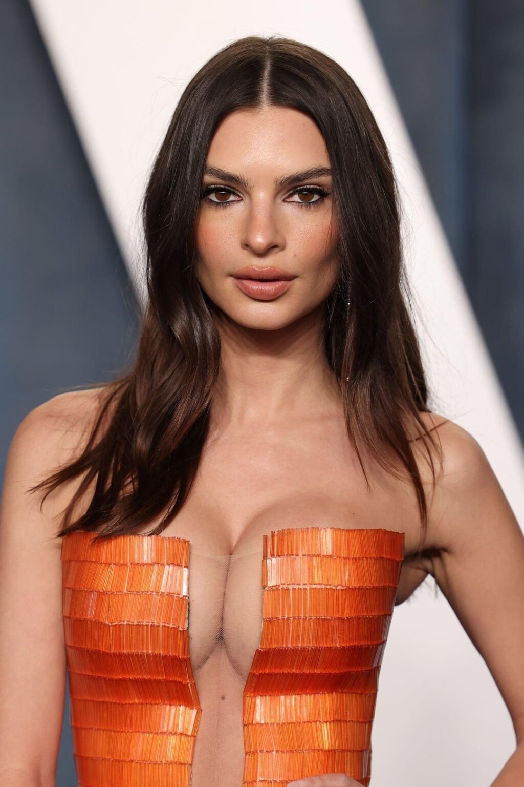 Emily Ratajkowski - Vanity Fair Oscar party | Los Angeles | March 27, 2022