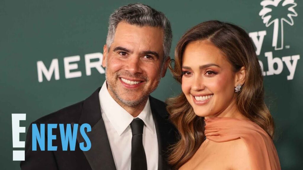 Jessica Alba Officially Files for Divorce From Cash Warren | E! News Jessica Alba Officially Files for Divorce From Cash Warren | E! News