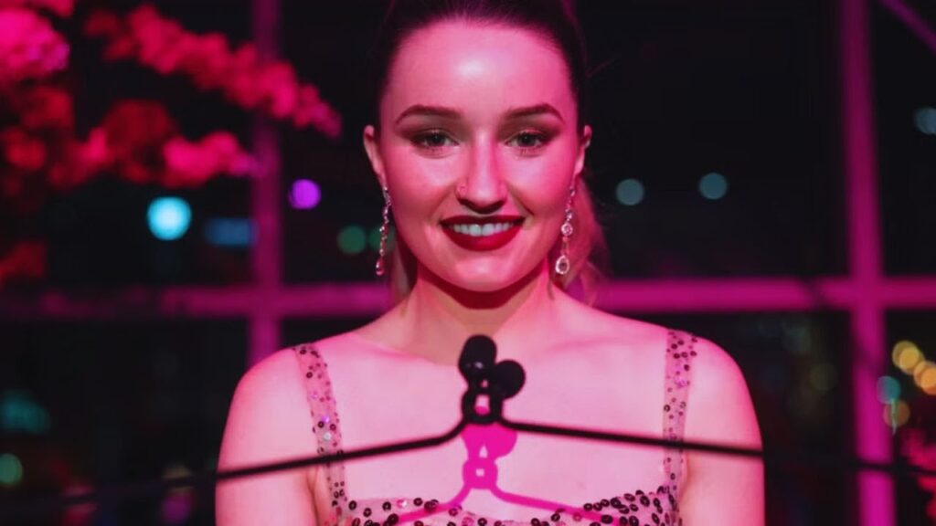 Kaitlyn Dever's Crime Thriller Echoes Amanda Seyfried's Emmy-Winning Masterpiece