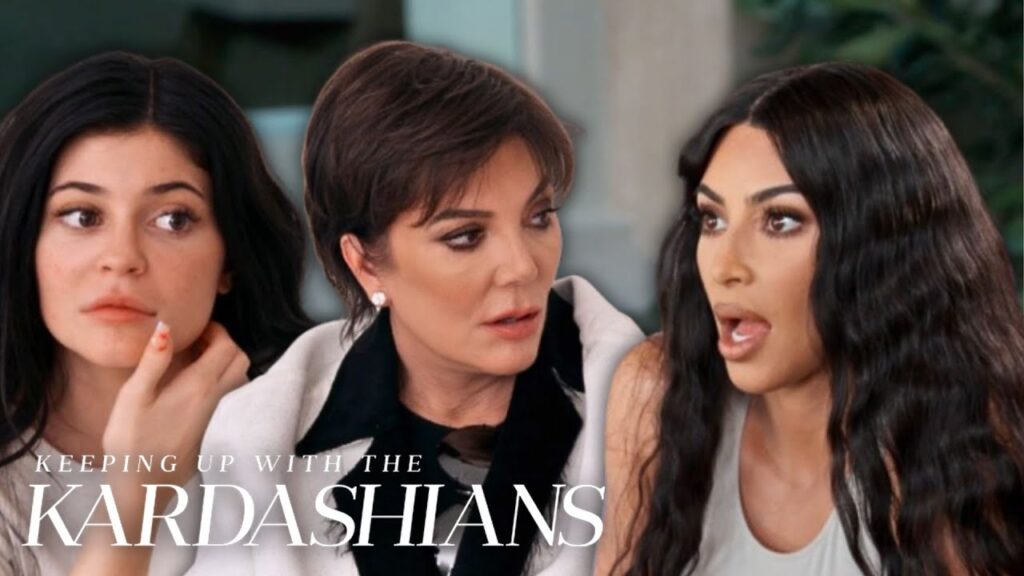 Kim Kardashian Opens Up To Khloé, Kylie & Kris Jenner About Mysterious Health Symptoms | KUWTK | E!