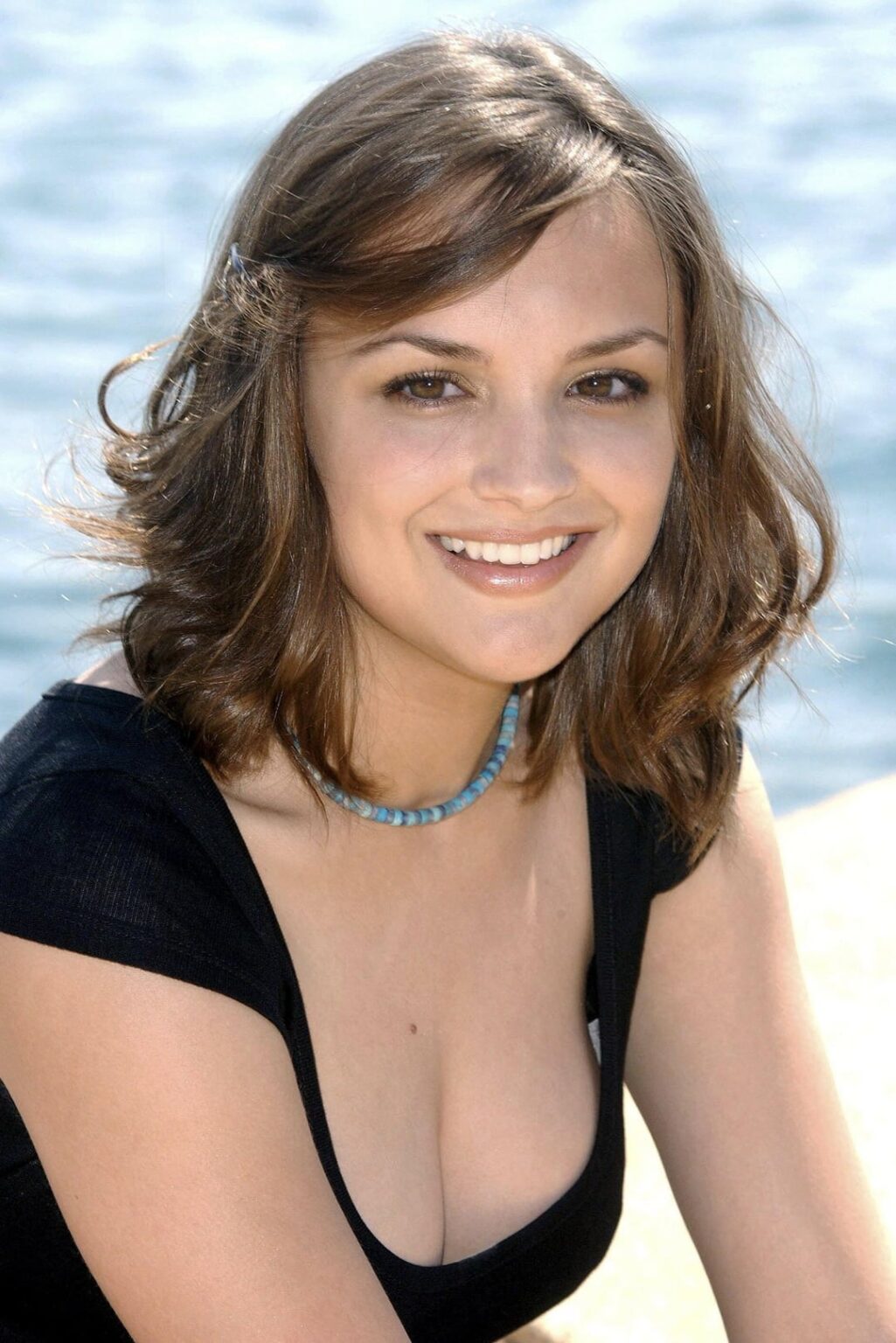 Rachael Leigh Cook | Photocall Of ‘Scorched’, Cannes, France | May 16, 2002