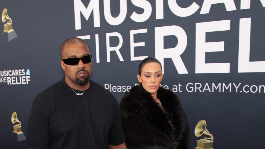 Kanye West, Bianca Censori arrive at Grammys red carpet