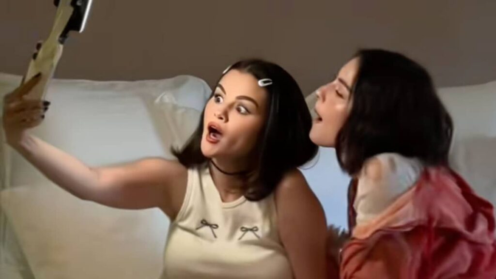 Watch the 10 Best Celebrity TikToks of the Week