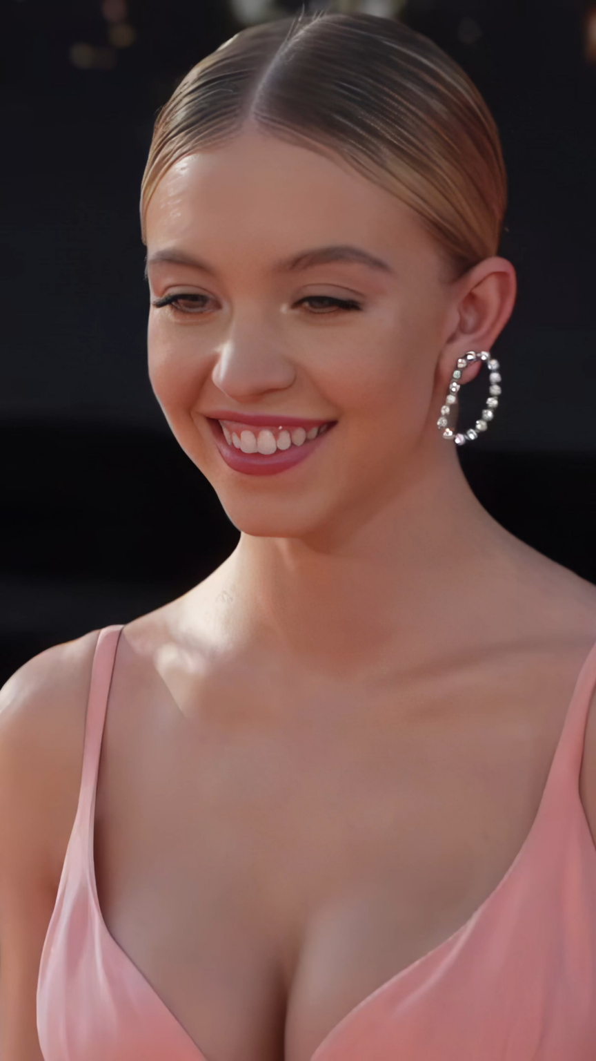 Sydney Sweeney | "Once Upon a Time in Hollywood" Premiere, Hollywood, California | July 22, 2019