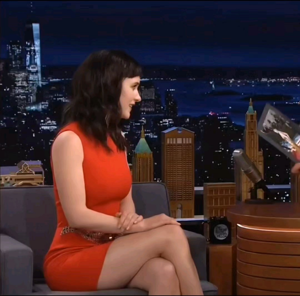 Rachel Brosnahan, The Tonight Show Starring Jimmy Fallon, May 2022