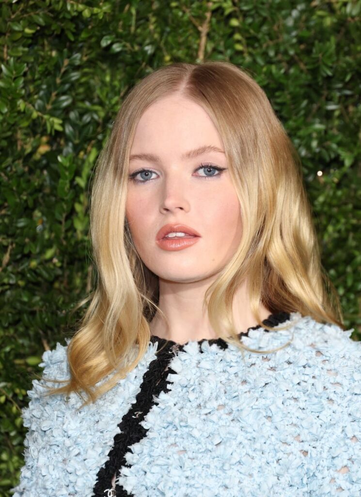 Ellie Bamber | Charles Finch & Chanel Pre-BAFTA Dinner 15th February 2025