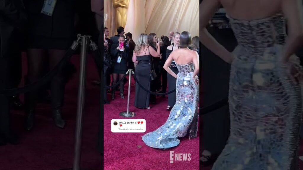 Halle Berry is a vision at the #Oscars #Glambot. 😍✨ #AwardsSeason