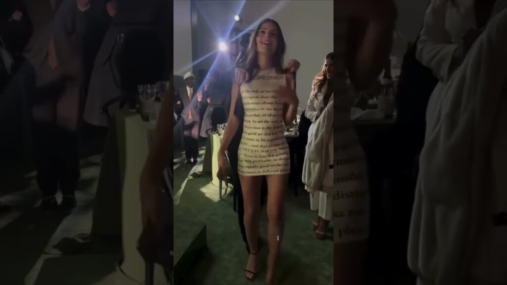 Model vs Emily Ratajkowski #model #emilyratajkowski #celebrity