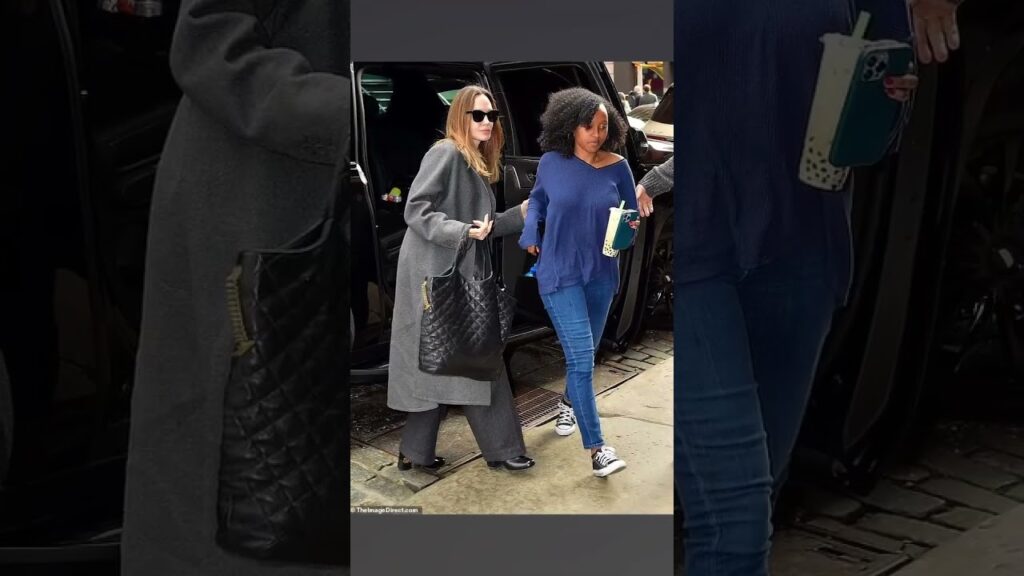 Angelina Jolie & Her Adorable Daughter Zahara Marley Jolie Pitt #shorts #love #viral #celebrity