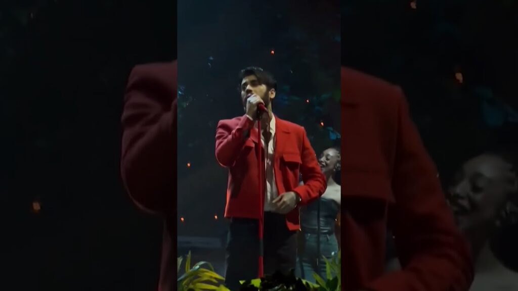 Zayn Malik performs in Mexico on 10th anniversary of One Direction exit #shorts Zayn Malik performs in Mexico on 10th anniversary of One Direction exit #shorts