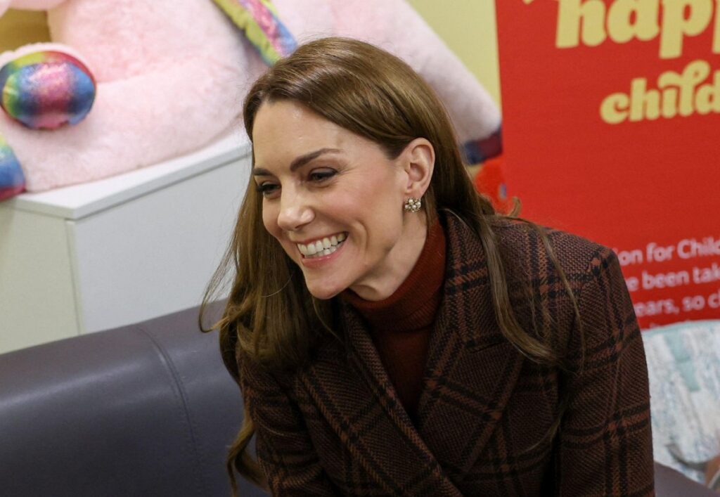 Vintage Pearls for the Princess of Wales’s Prison Visit