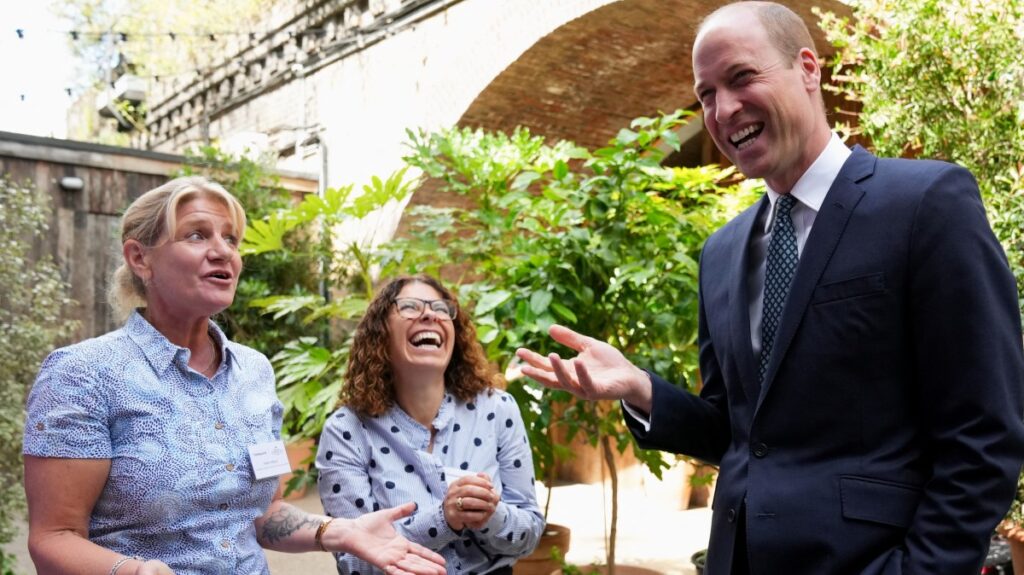 Prince William lends a hand for homeless woman’s move Prince William lends a hand for homeless woman’s move