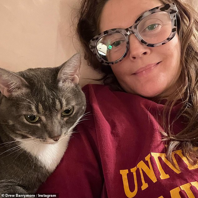 Drew Barrymore enjoyed morning snuggles with her cat Lucky in 2023