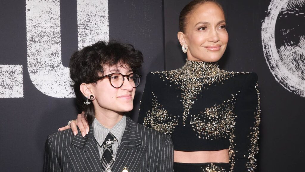 Jennifer Lopez, more stars on Broadway